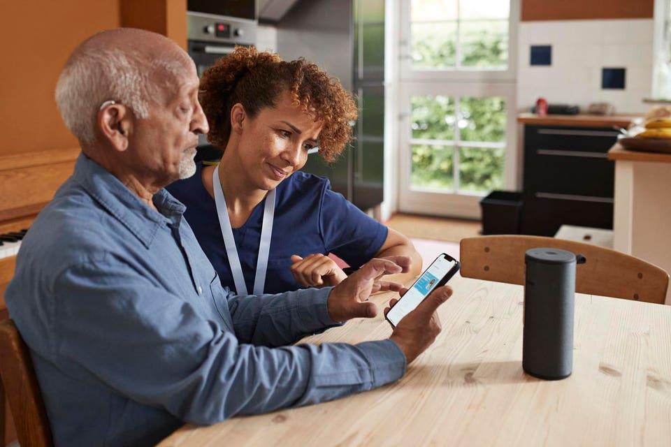 Robert Pearl's 2023 Forbes article: The AI-Empowered Patient Is Coming: Are Doctors Ready?
